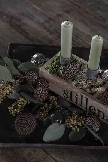 Candela corta color VERDE POLVERE H cm 11 diam cm 2,2 durata ore 4,5 (prezzo set di 2 pezzi) Ib Laursen 4171-81