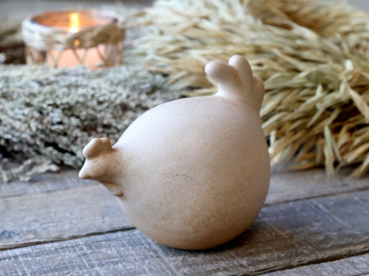 Gallina in porcellana color latte cm 12 x 8,5 x h 10,5 Chic Antique (39871-20)