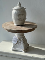 Alzata con capitello in legno base crema top color naturale cm 27x27xh19 Coccole di casa (KL99018)