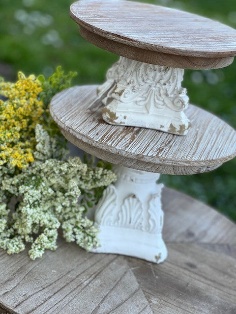 Alzata con capitello in legno base crema top color naturale cm 24x24xh13 Coccole di casa (KL99017)