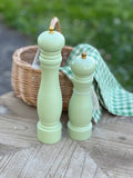 Macina SALE/PEPE verde salvia in legno di gomma opaco (basso in foto) h 20 diam.5 cm Chic Antique (61766-21)