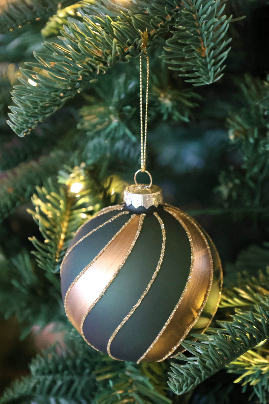 Palla di Natale box 3 pezzi color oliva e oro h12 diam.7 cm