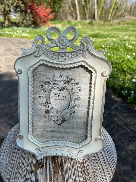 Portafoto "Sentimento" in resina bianca cm 18x26 Blanc Mariclò (A34236)