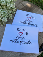 Coppia federe cuscino in cotone ricamato "IO e TE come nelle favole"