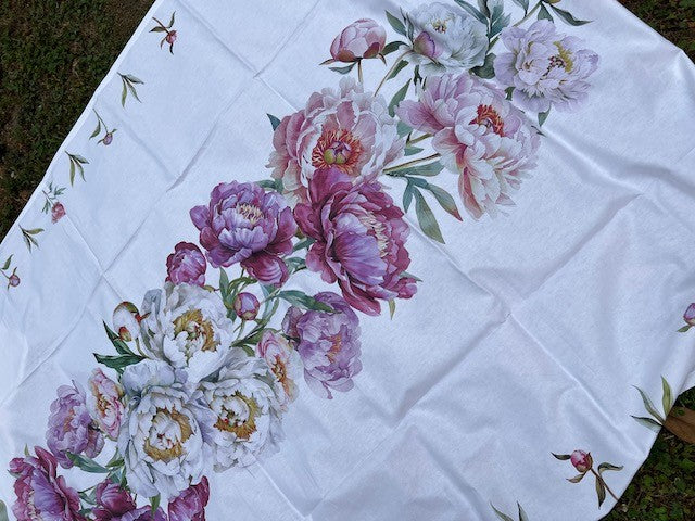 Tovaglia 100% cotone stampa digitale PEONIE x 6 cm 150x180