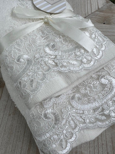 Coppia spugna asciugamano + ospite "Rebroder Helen" balza con pizzo AVORIO