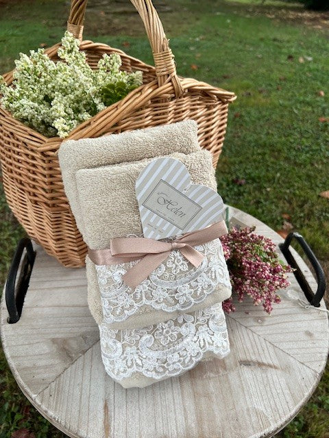 Coppia spugna asciugamano + ospite "Rebroder Helen" balza con pizzo SABBIA